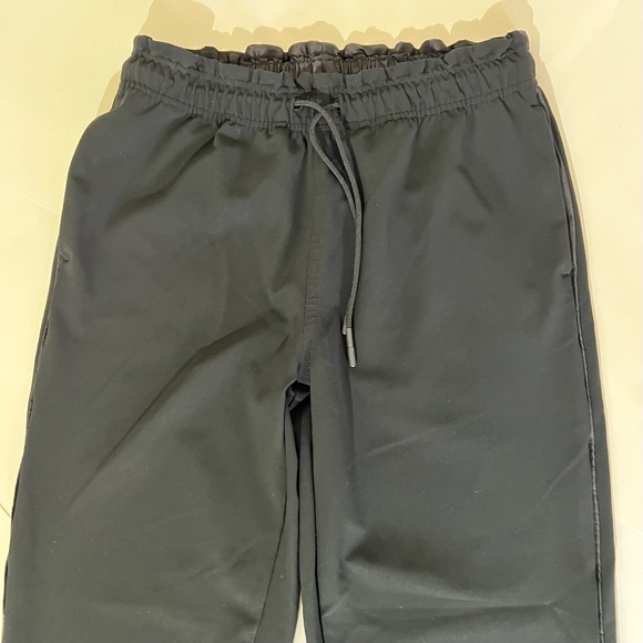 Athleta Black Metropolis Jogger Pants - Picture 7 of 10